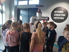 Klasy 2a 2b w Muzeum COP (20)
